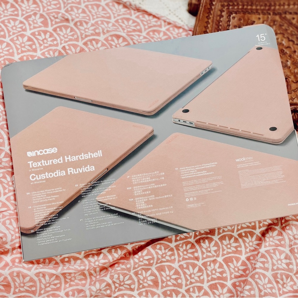 🦢 15 Inch MacBook Pro Laptop Hardshell Woolenex Textured Case | Pink Salt - Picture 4 of 8